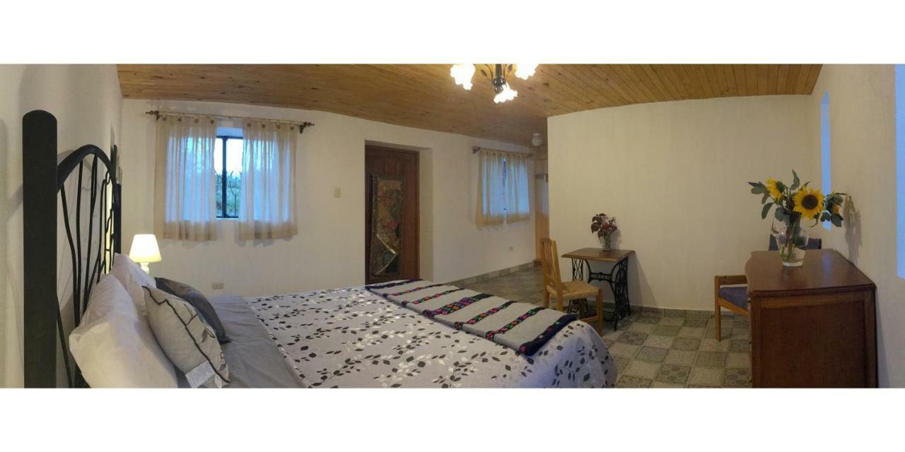 Intirumi Inn Caraz Екстер'єр фото